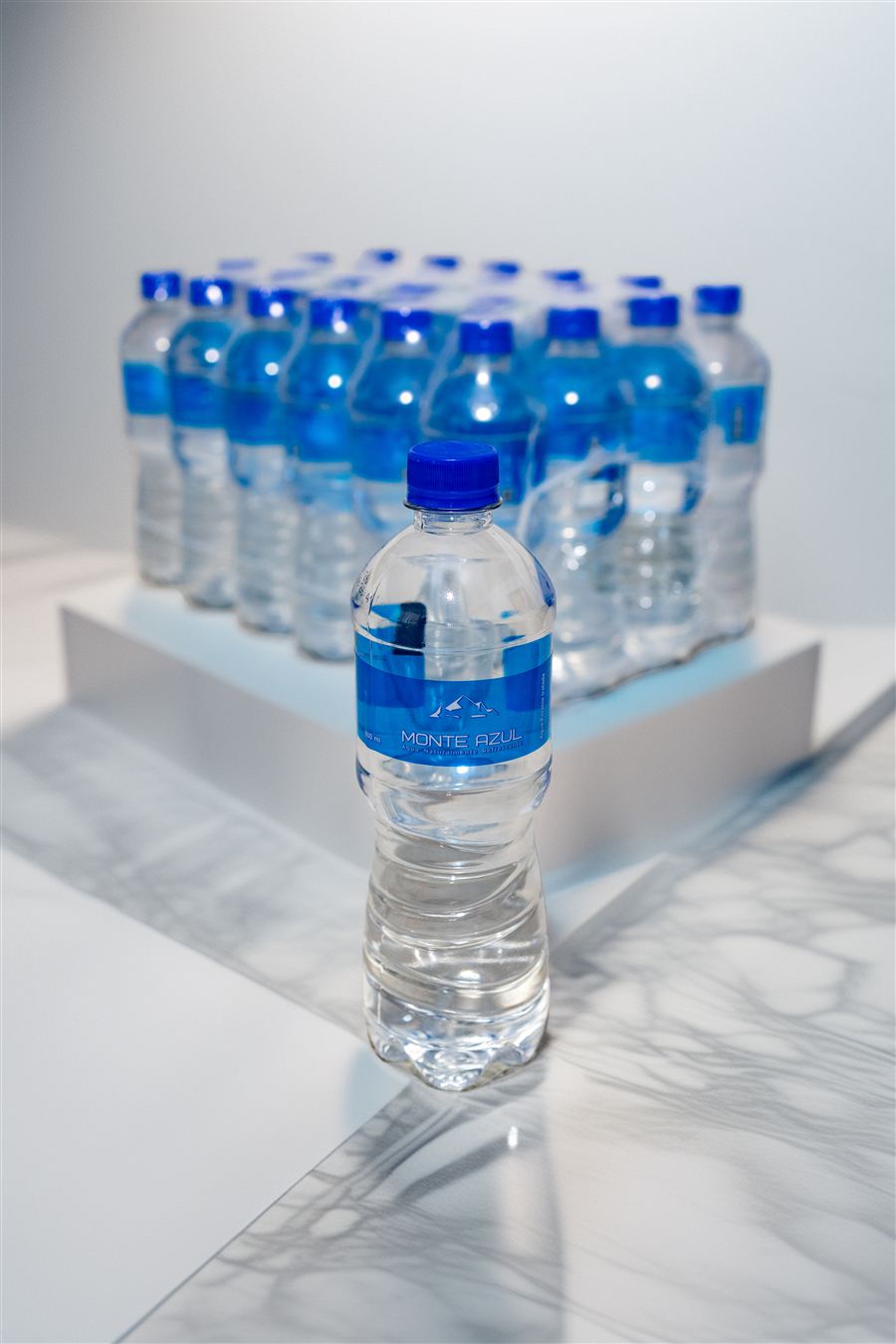 Botella de Agua Monte Azul de 600 mililitros