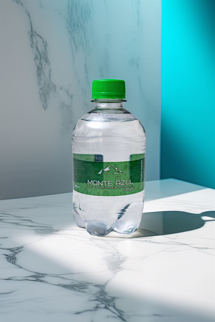 Botella de Agua Monte Azul con gas de 350 mililitros